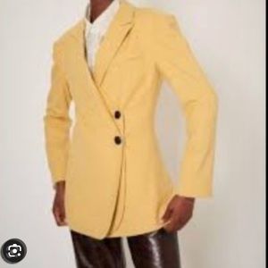 Ghospell Asymmetrical  blazer yellow size medium.